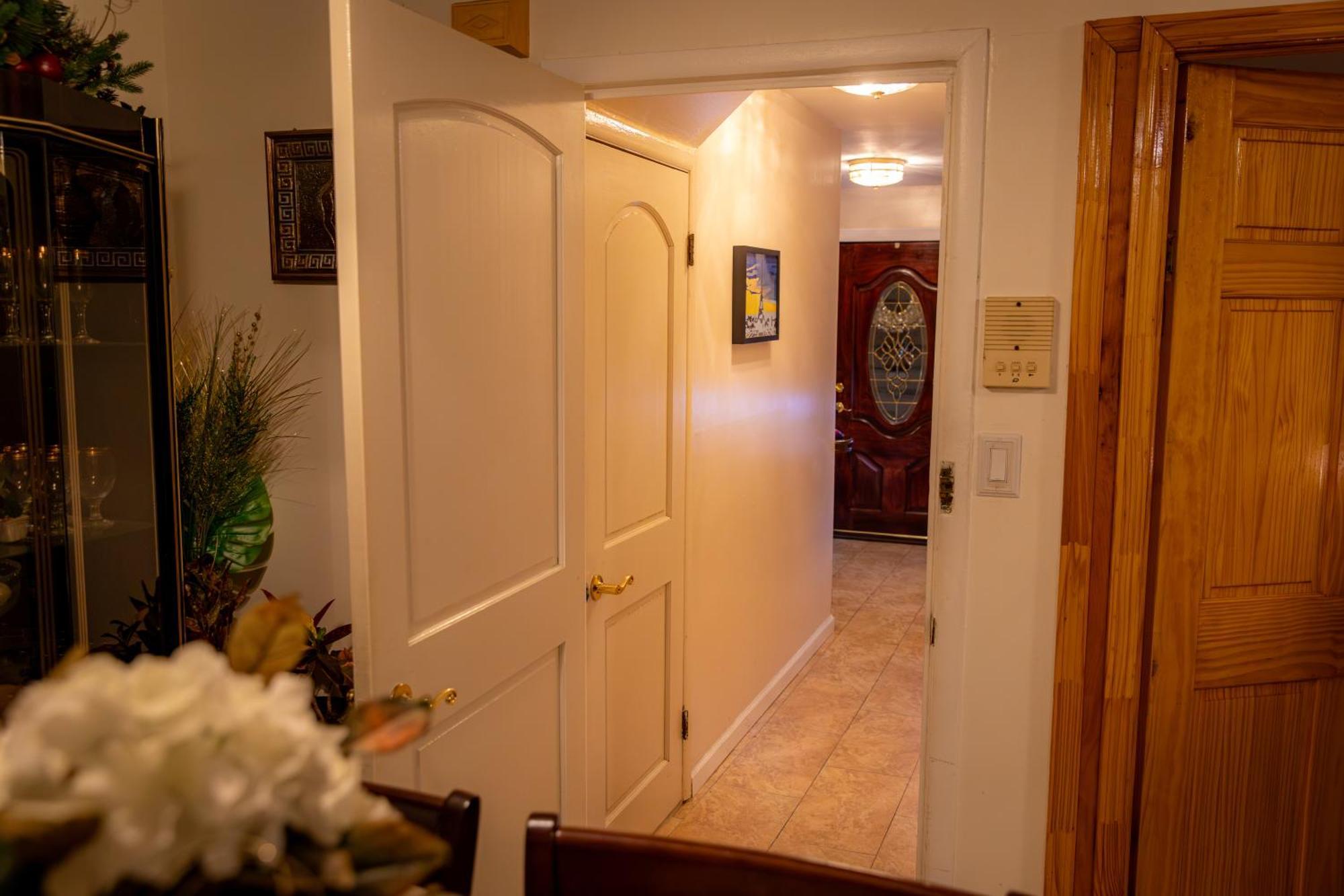 Spacious Comfy Room In Cozy Classy Duplex New York Exterior photo