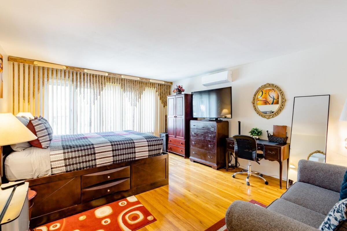 Spacious Comfy Room In Cozy Classy Duplex New York Exterior photo
